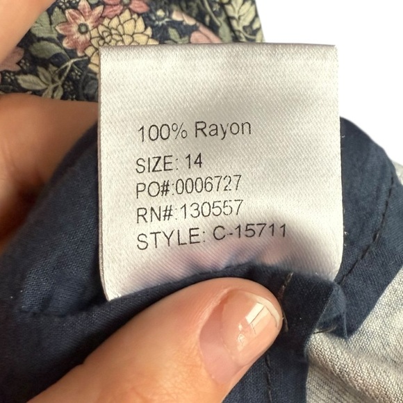 One Child Fawn Floral Pleated Detail Dress Girls 14 Pink / Green Short Length - Picture 9 of 9